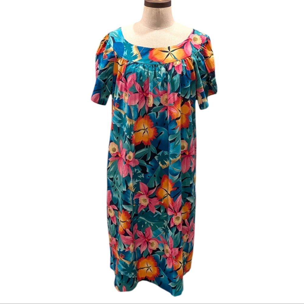 Vintage Hilo Hattie, tropical, floral, tulip sleeve, shift midaxi dress. XL